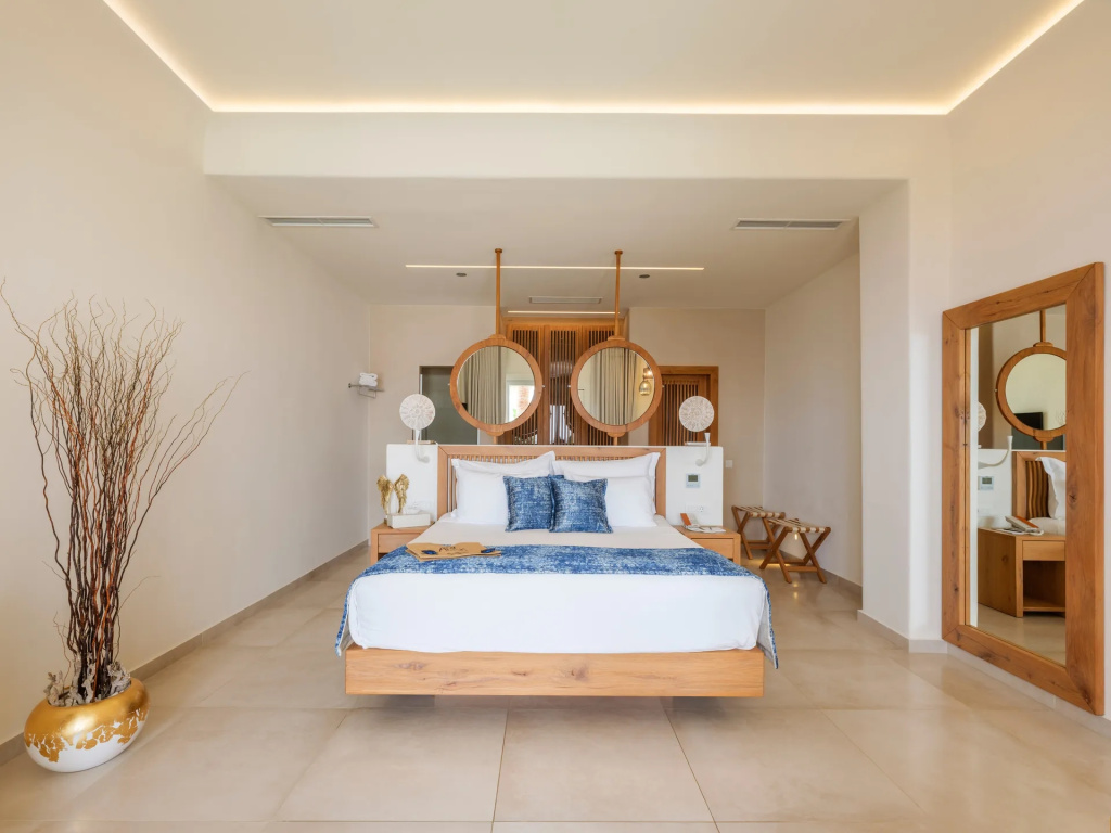 Anax with Private Pool Double Suite, bed type is subject to availability, private pool, full double bed room photo 1