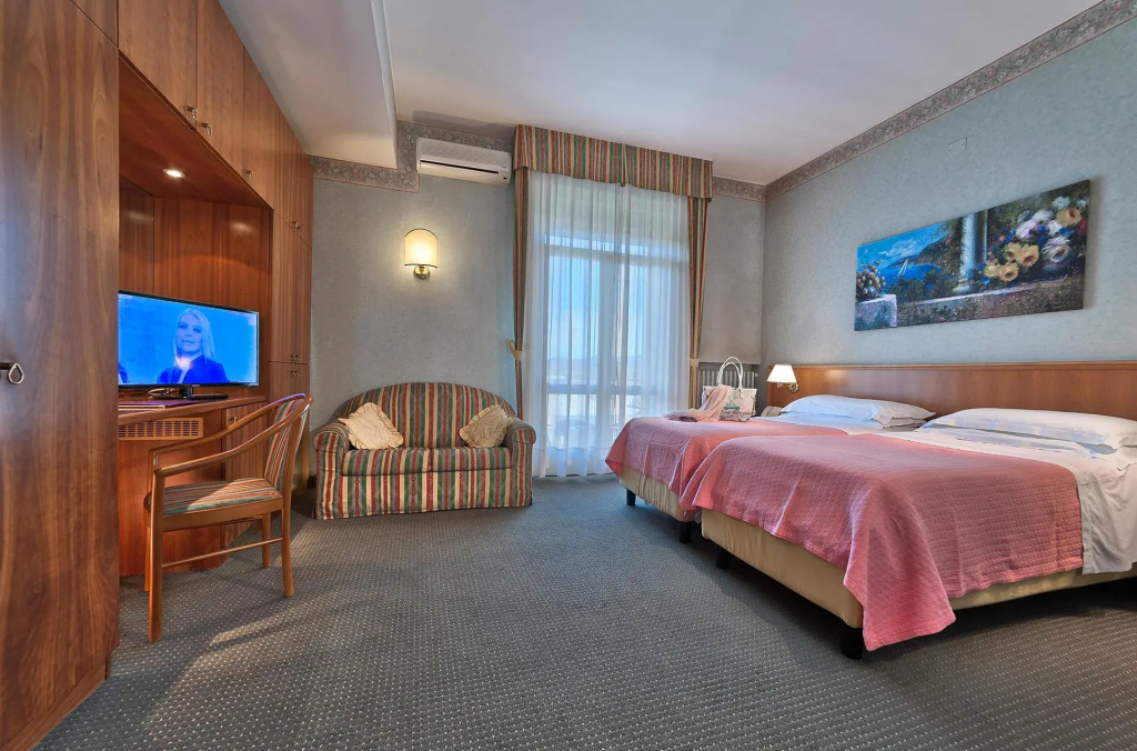 Comfort Double room (full double bed)