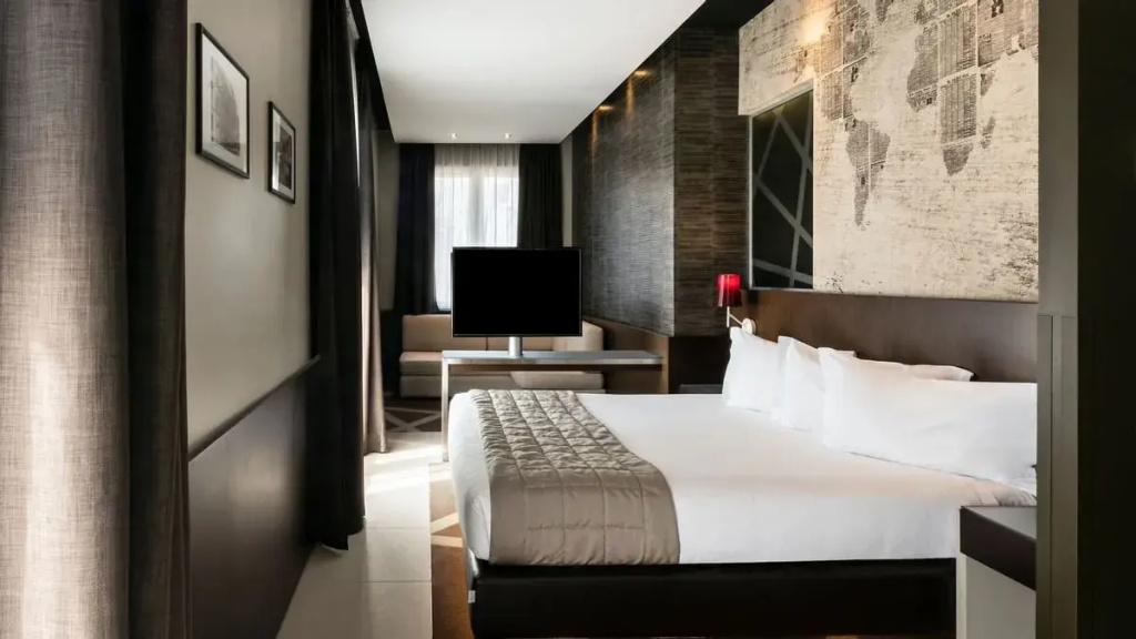Executive Double Junior Suite (full double bed)