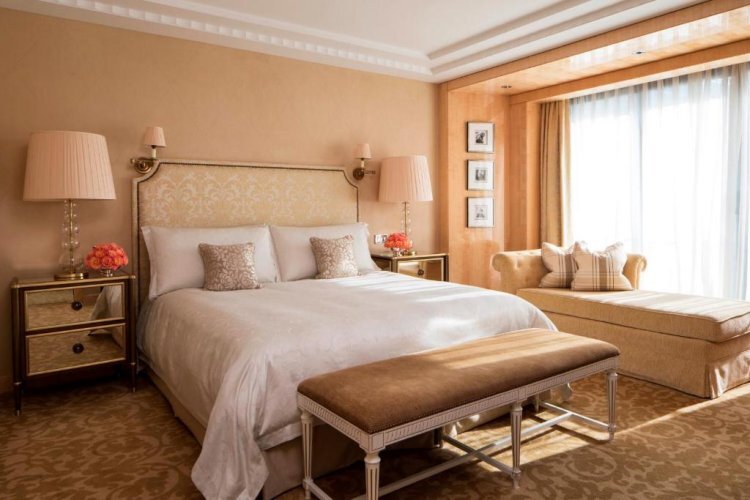 Двухместный люкс Park с балконом двуспальная кровать в Four Seasons Hotel London at Park Lane