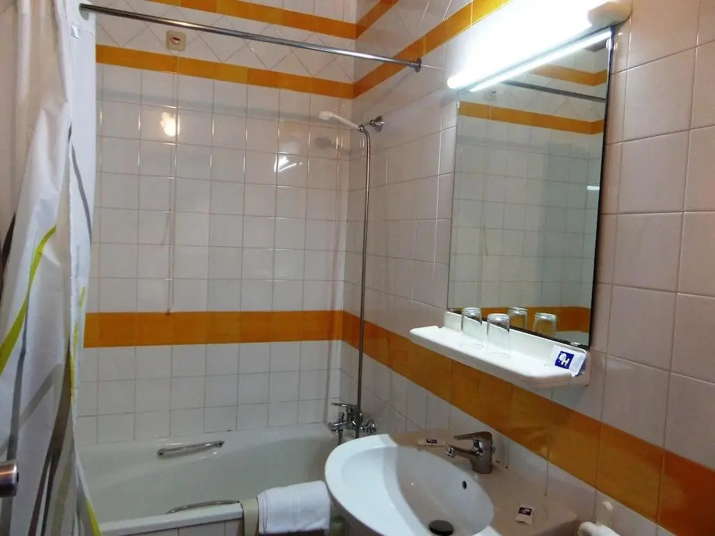 Standard Double room with park view (twin beds)