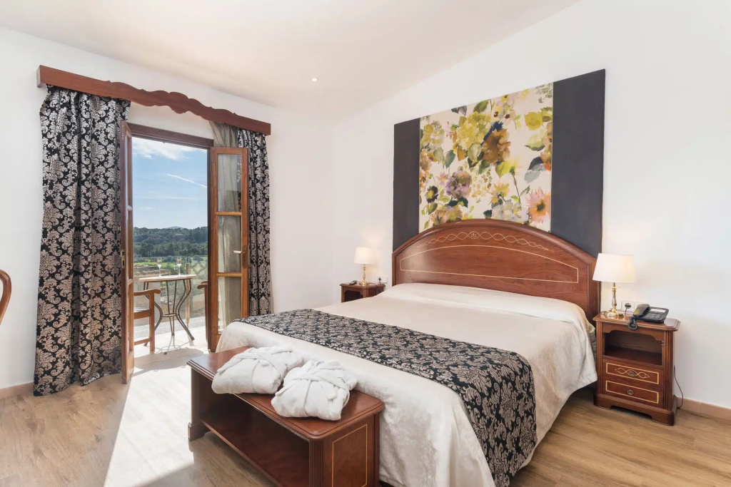 Double Suite Apartment (full double bed)