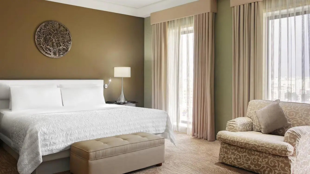 Executive Double Suite (full double bed)