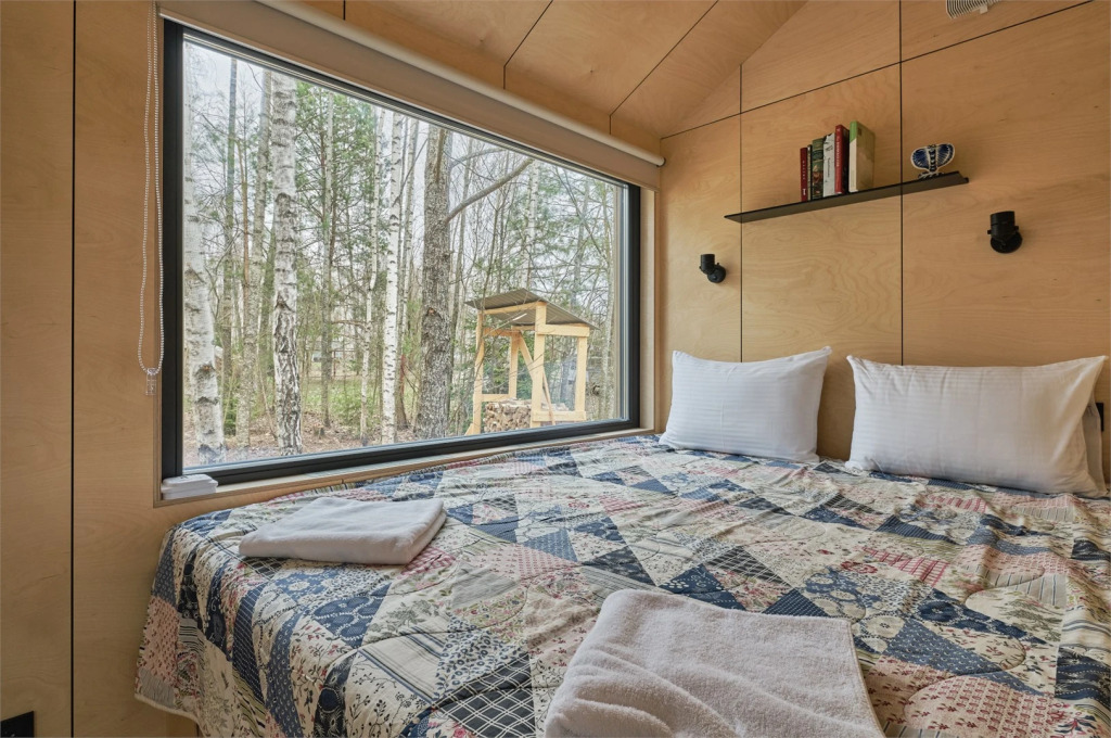 Двухместная Хижина № 2 двуспальная кровать в Сарай Сараев