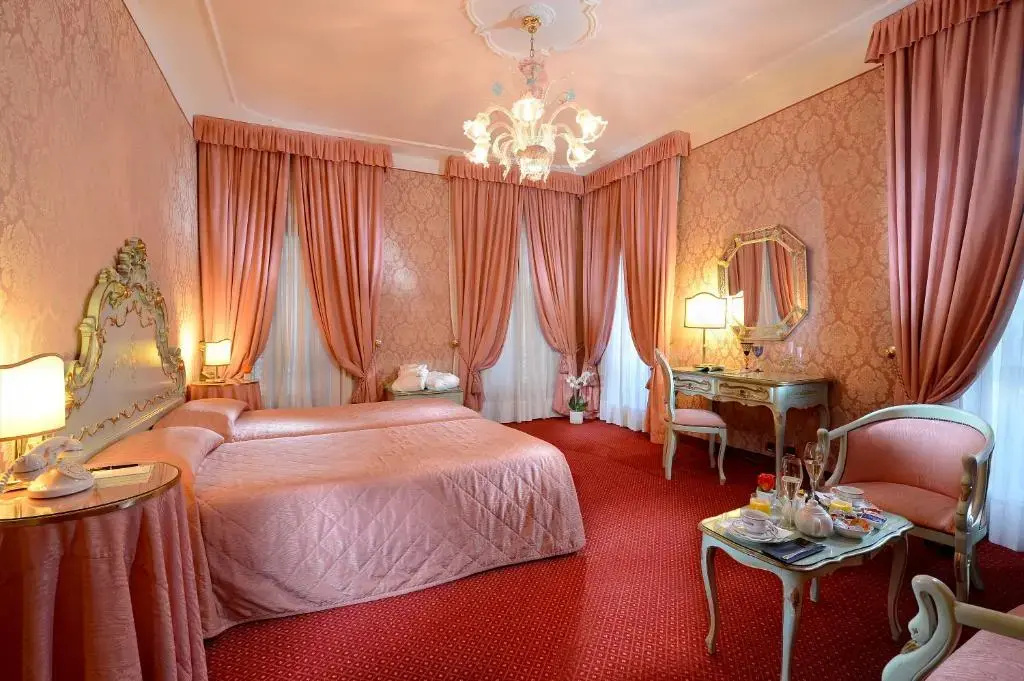 Hotel photo 19