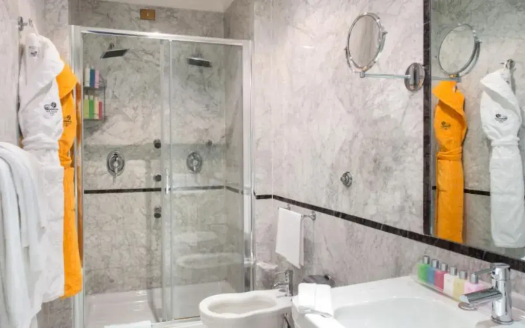 Grand Plaza Hotel - Chambres