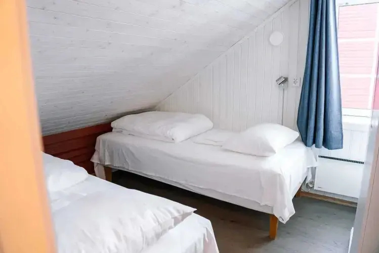 Salvesen A Sextuple House