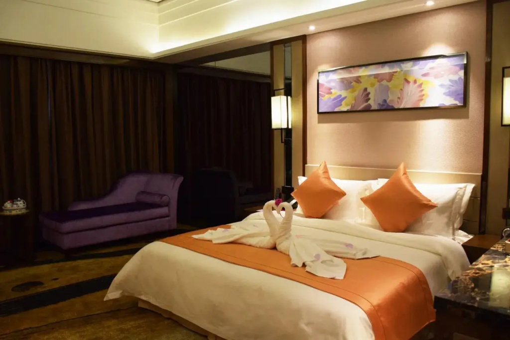 Deluxe Double room (full double bed)