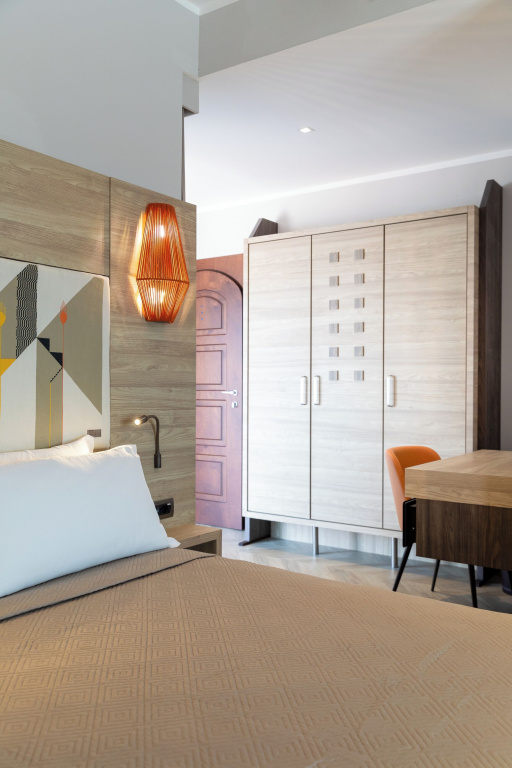 Prestige Triple room