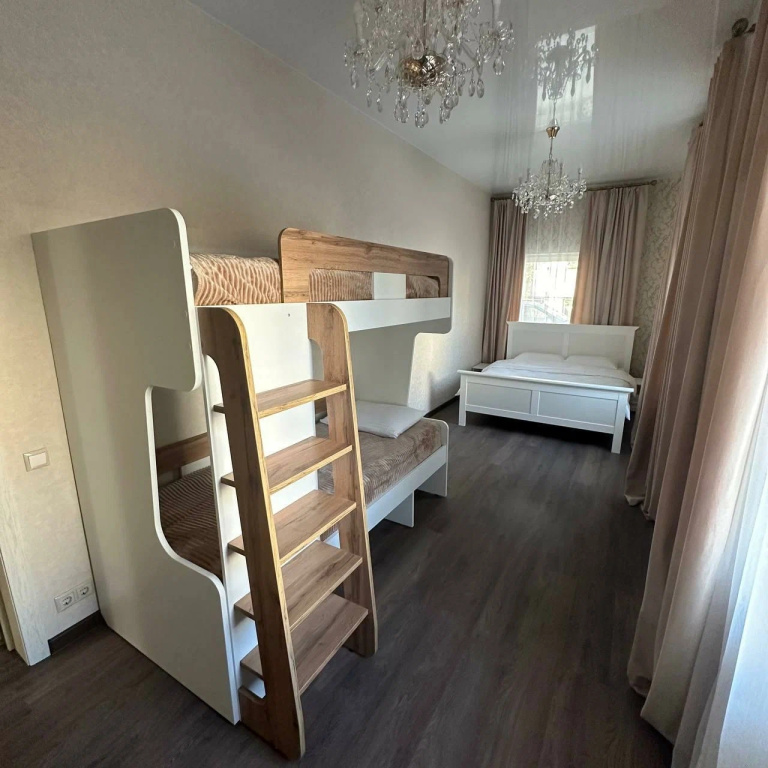 Economy Quadruple room