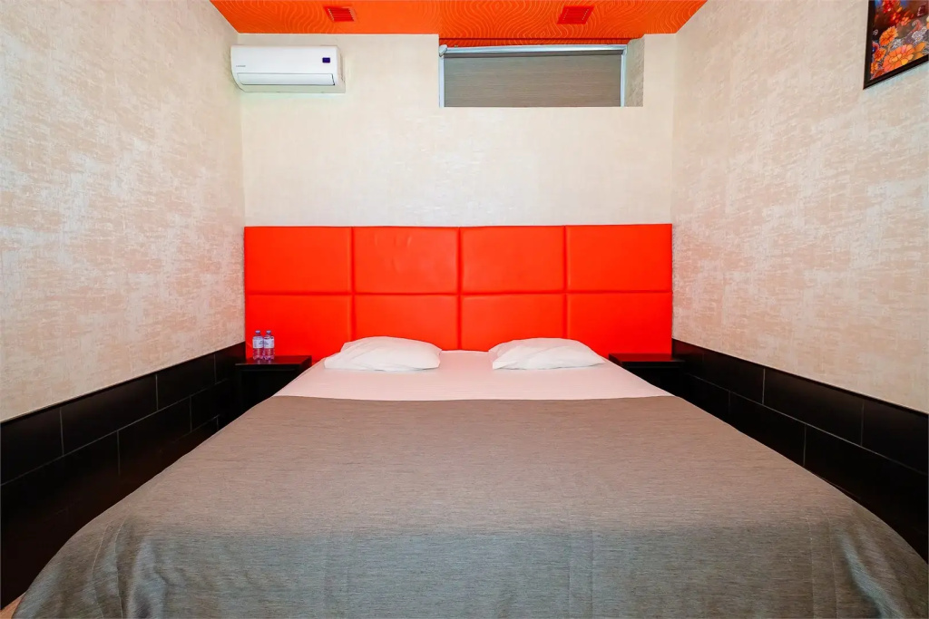 Sauna Double Basement room (full double bed)