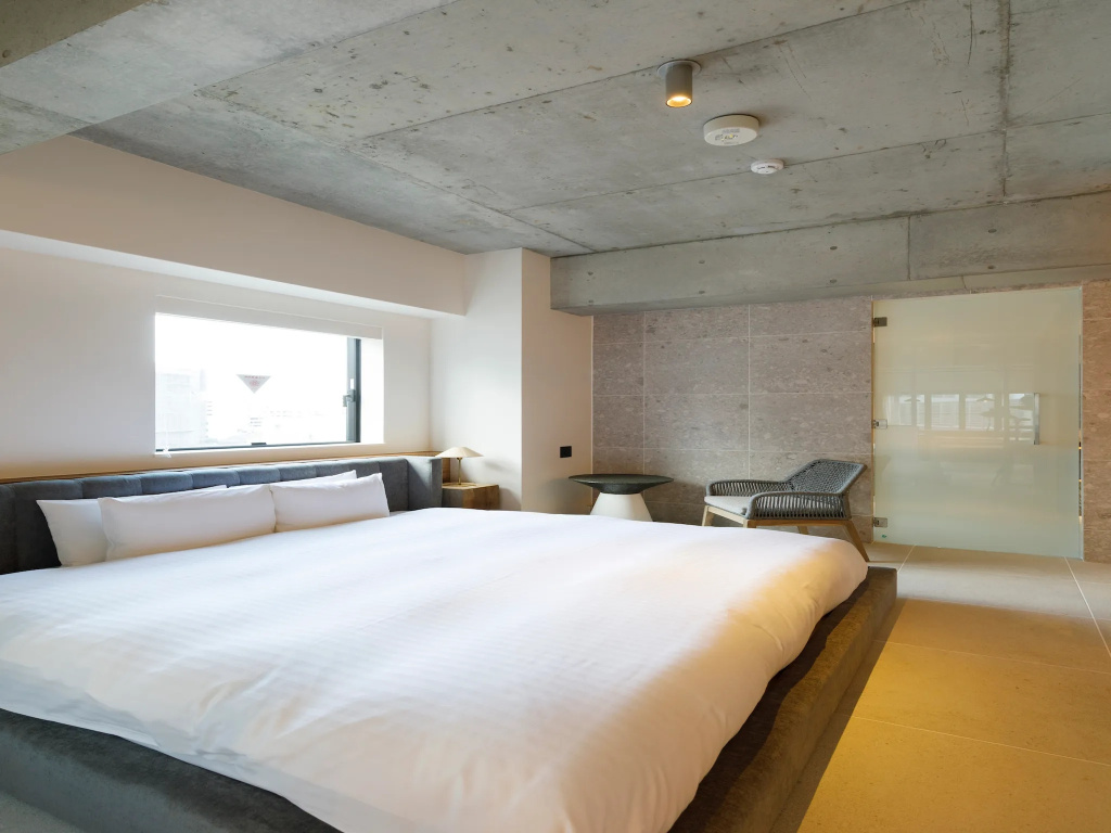 Double Penthouse (full double bed)