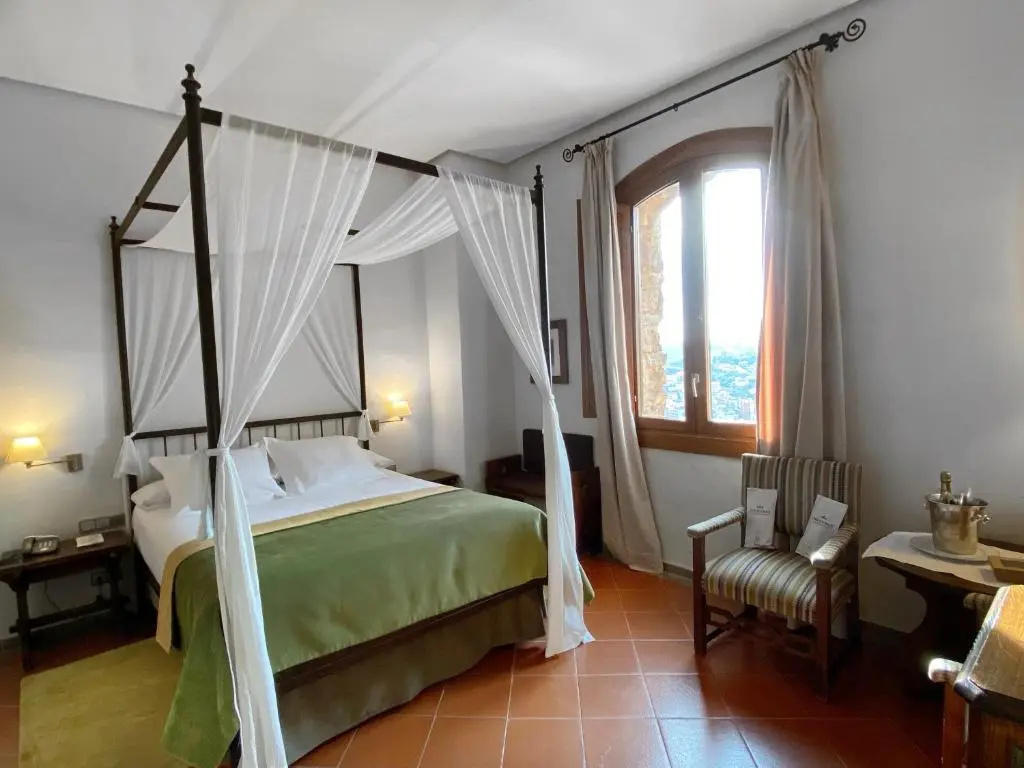 Parador de Cardona - Chambres