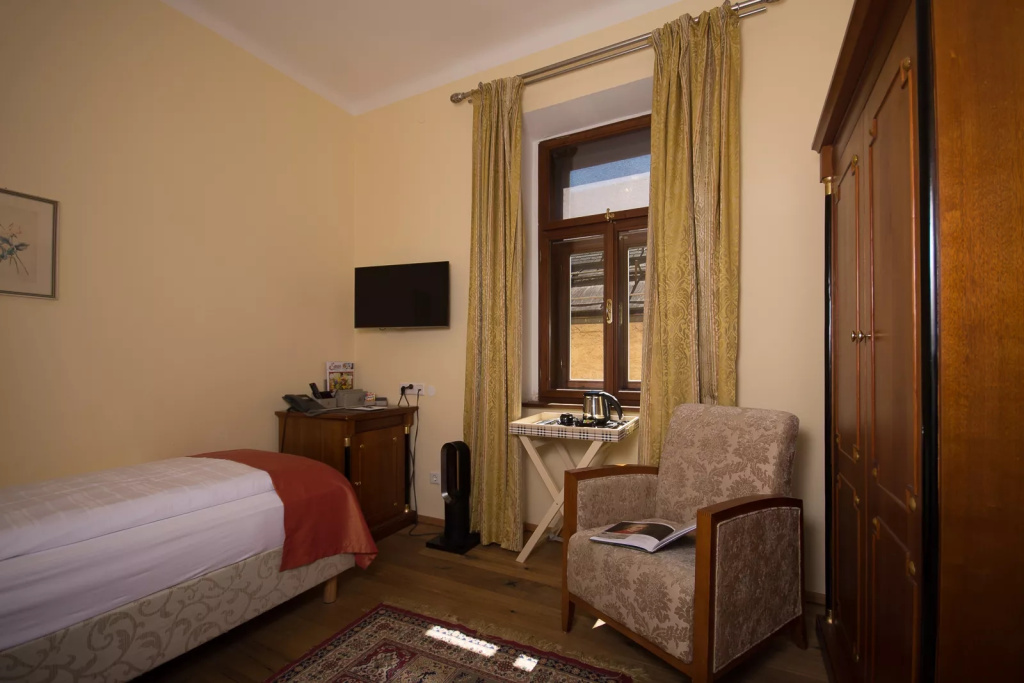 Single room