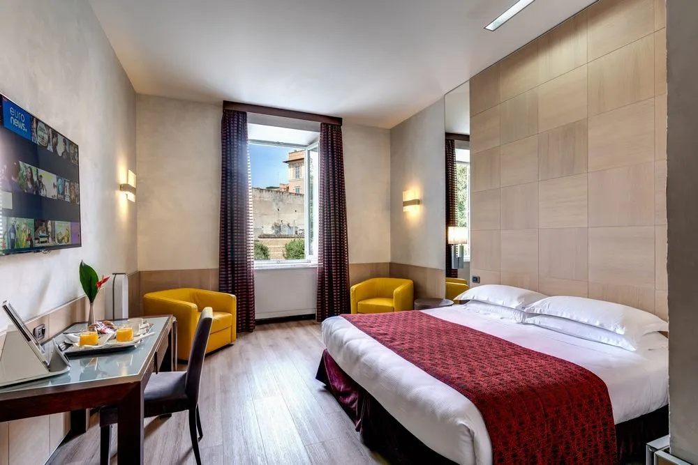 Triple Junior Suite with garden view