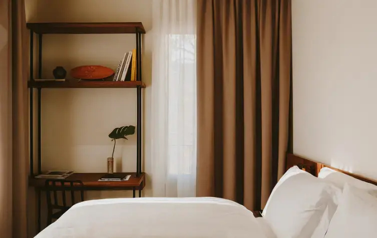 Light Double room with balcony (twin beds)
