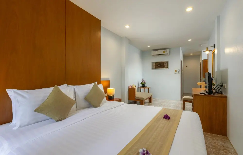 Pool Access Double Studio with sea view (full double bed)