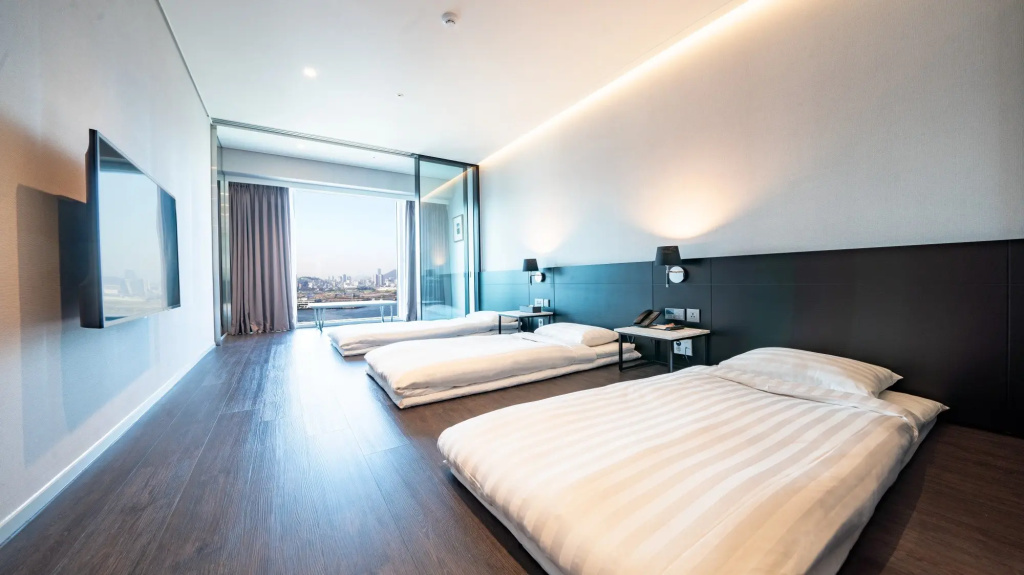 Ondol room with ocean view