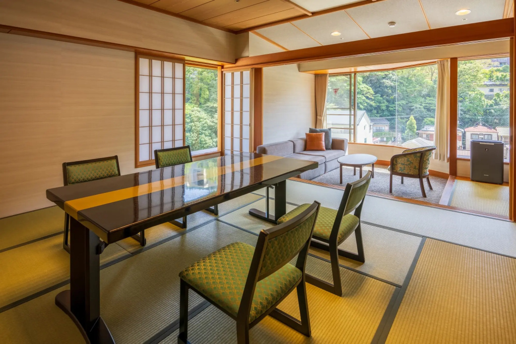 Japanese-Style 12.5 Tatami Mats Open-Air Bath room River Side