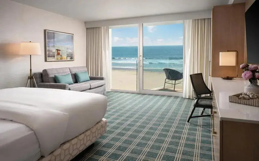 The Views room beachfront