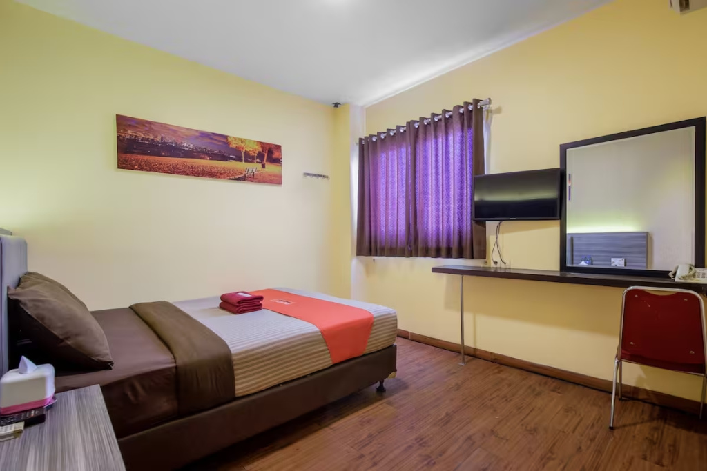 Double Suite (full double bed)