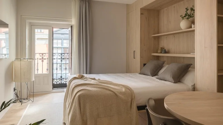 Double Studio (full double bed)
