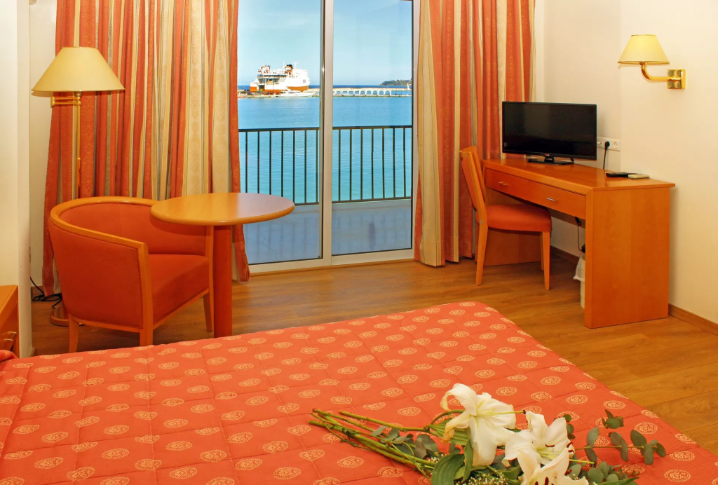Hotel Strada Marina - Chambres