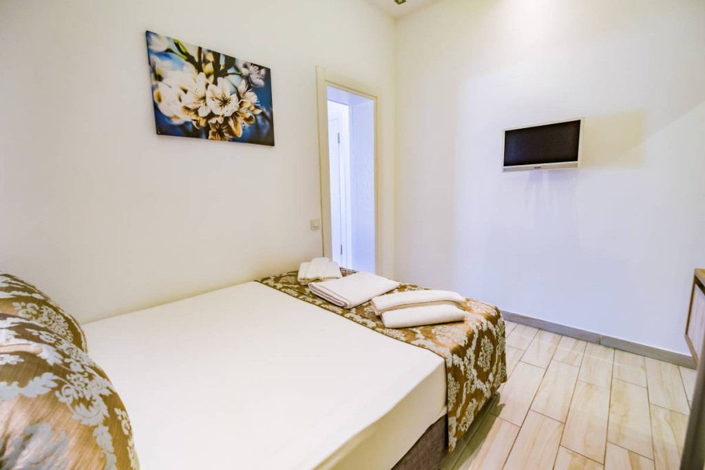 Economy Double room (full double bed)