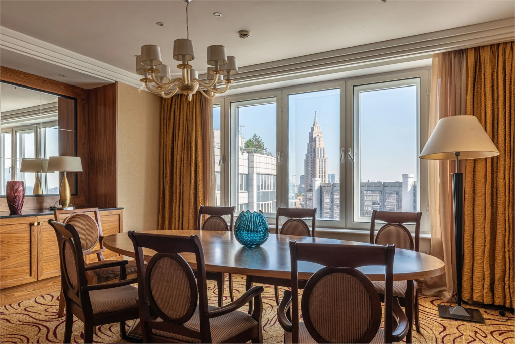 MonArch Moscow Hotel (ex. Renaissance Monarch) Room Type - Presidential Suite