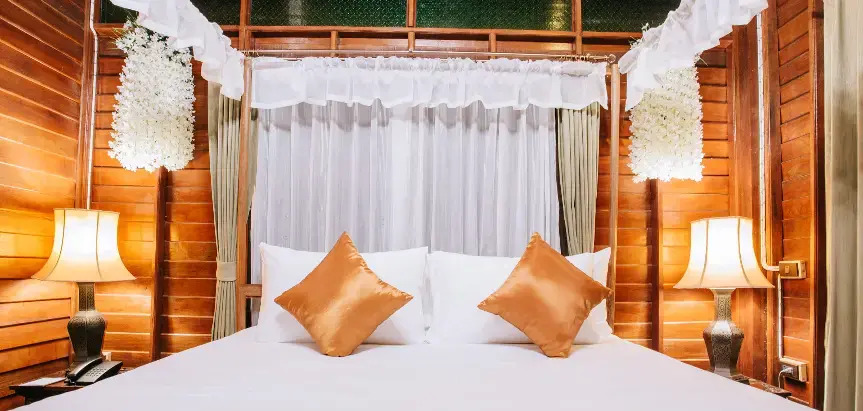Люкс в Chuchai Buri Sri Amphawa