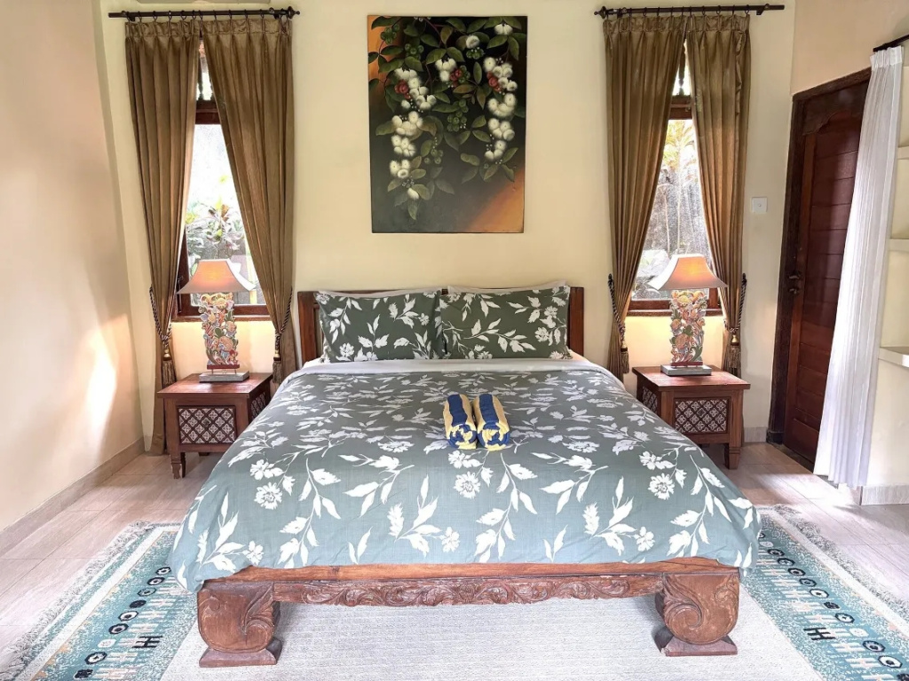 Orchid Sextuple Villa
