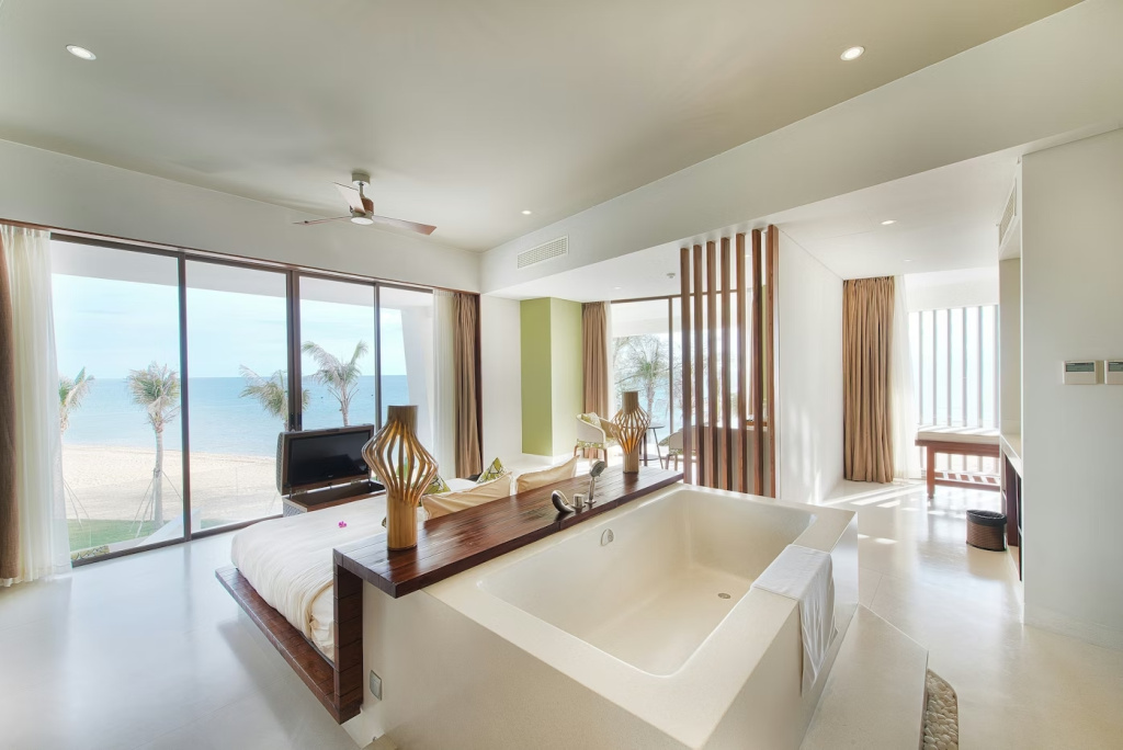 Family Suite with ocean view