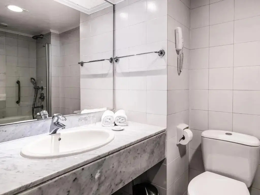 Coral Beach Hotel and Resort - Chambres