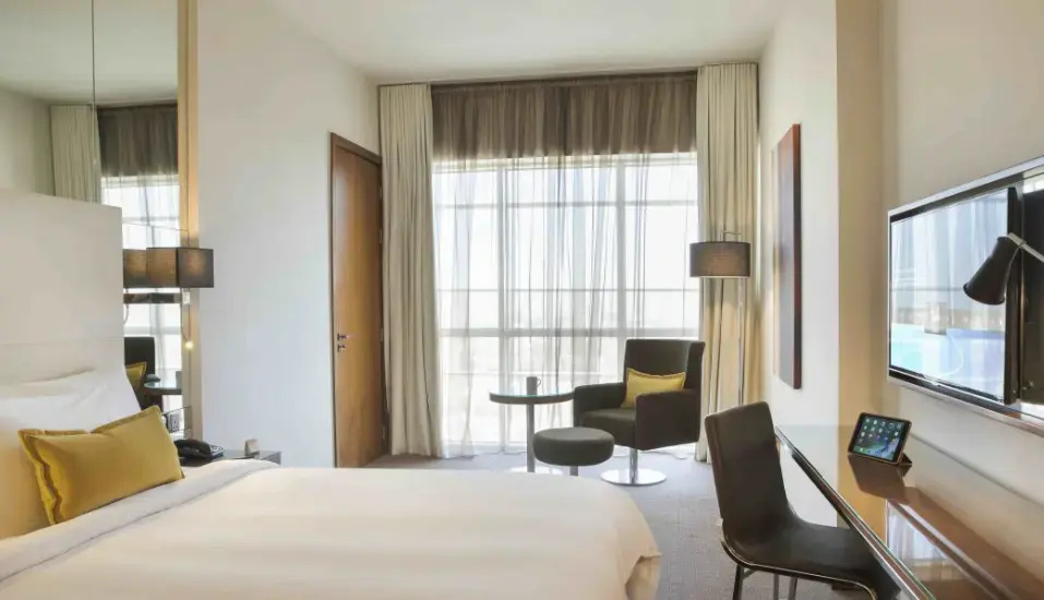 1 Bedroom Double Suite (full double bed)