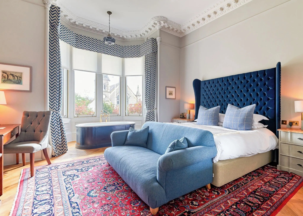 Roseate Double Junior Suite (full double bed)