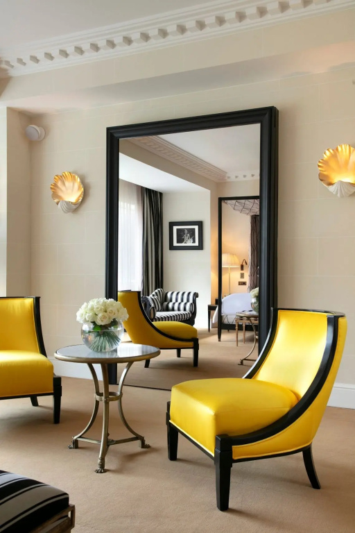 Hôtel de Berri Champs-Élysées, a Luxury Collection Hotel 75