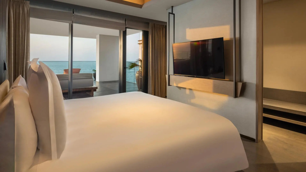 2 Bedrooms Harmony Presidential Suite oceanfront