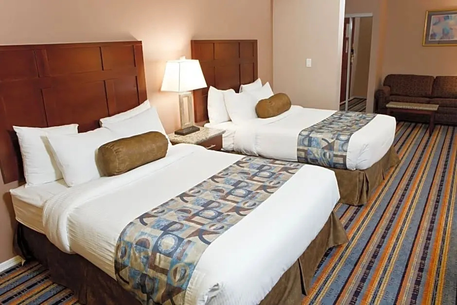 Ramada Limited Vancouver Downtown - Chambres