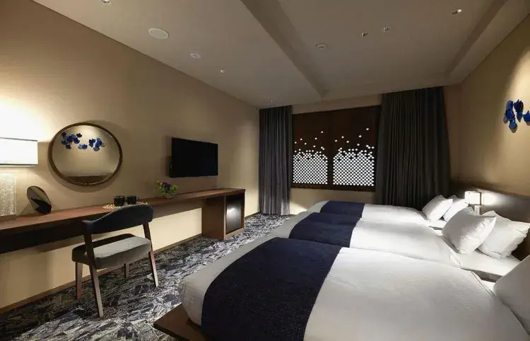 Superior Triple room