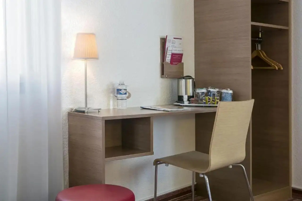 Двухместный номер 2 отдельные кровати в CAMPANILE PARIS 12 - Bercy Village