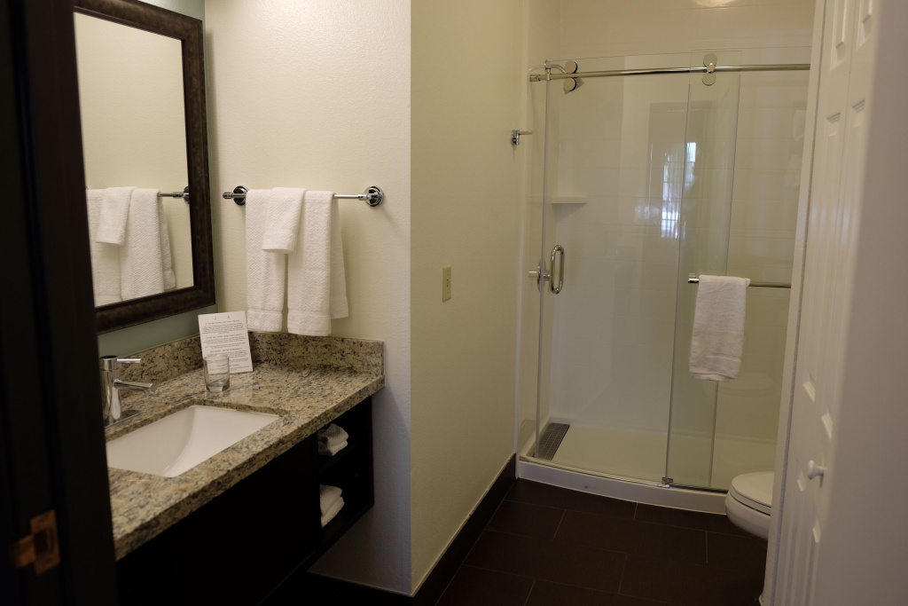 Staybridge Suites Lake Forest by IHG - Chambres