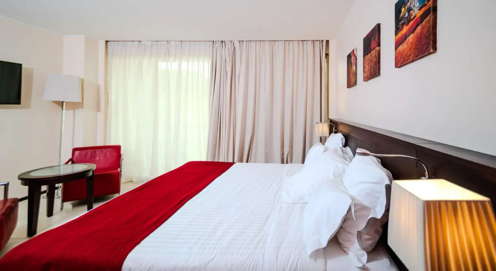 Prestige Double room (full double bed)