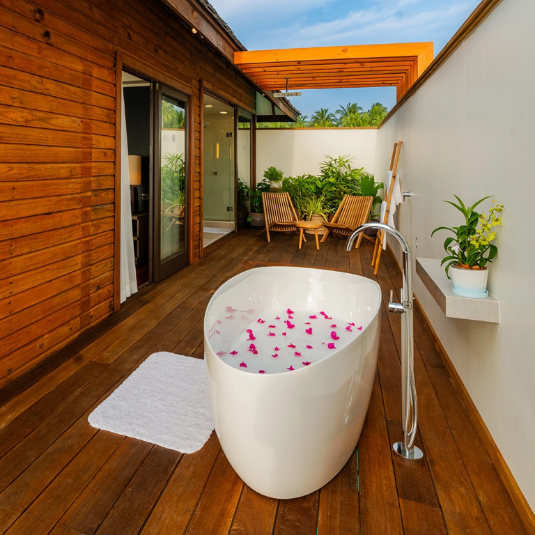Veligandu Island Resort