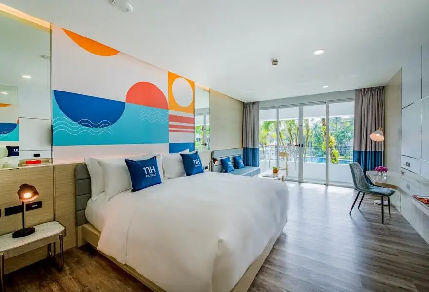 Deluxe Double room (full double bed)
