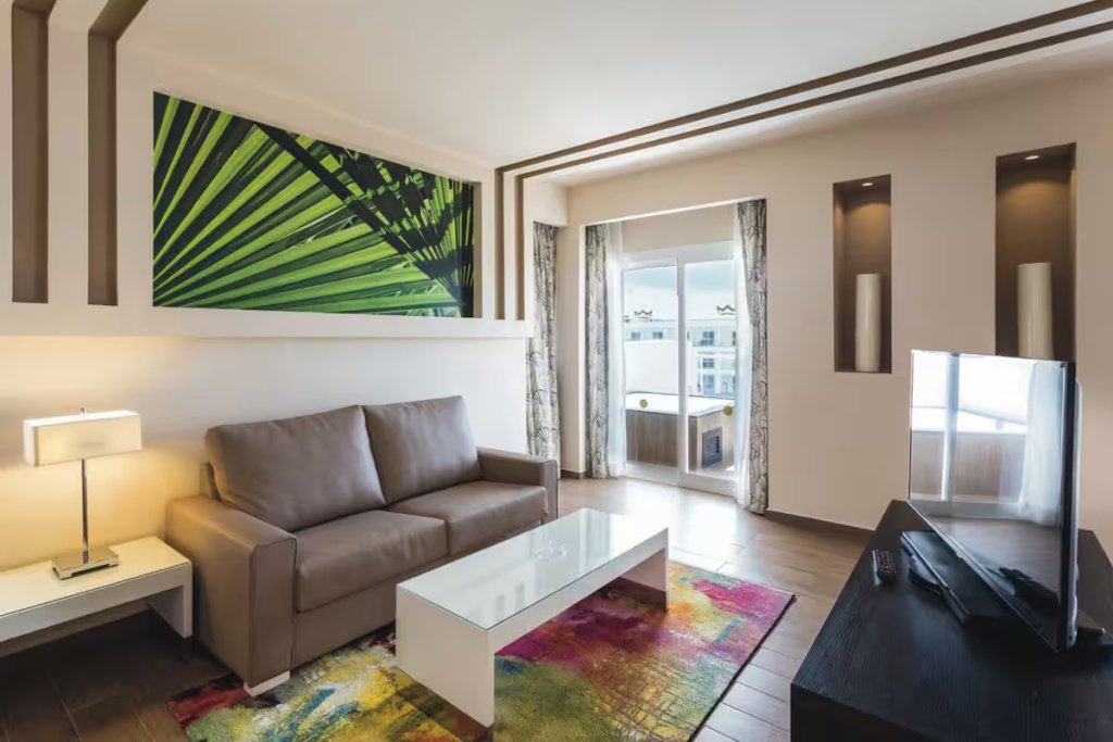 Double Suite (full double bed)