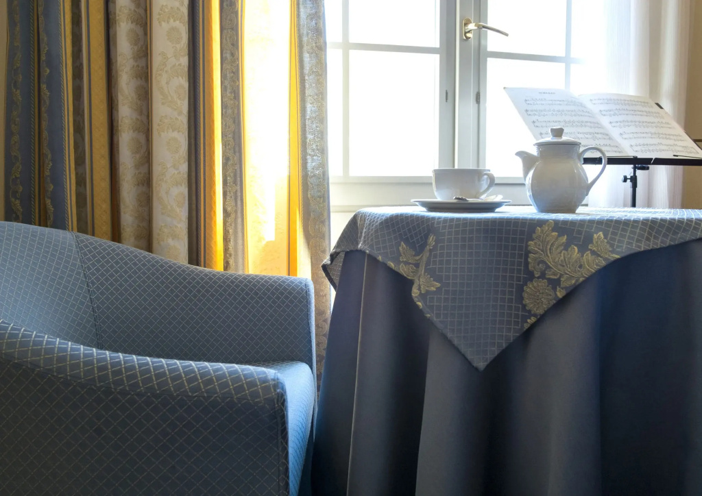 PHI Hotel Astoria - Chambres