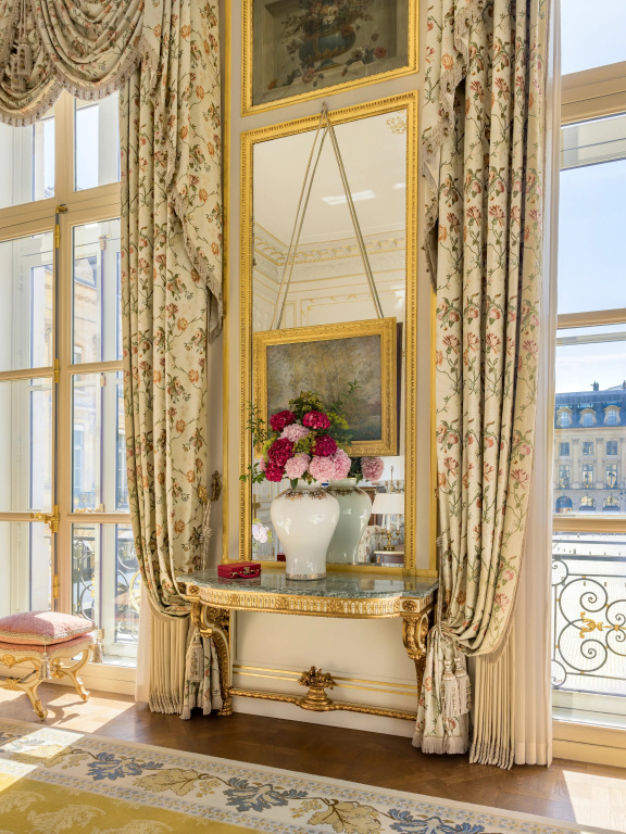 Ritz Paris Hotel 137