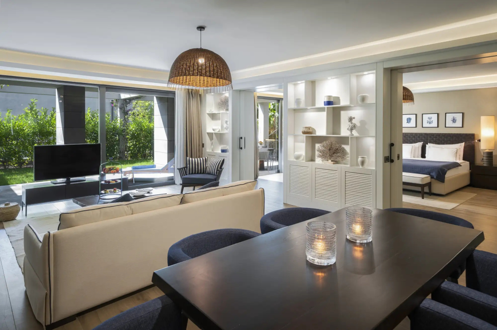 Двухместный люкс Grand Garden двуспальная кровать в Kaya Palazzo Resort & Residences Le Chic Bodrum