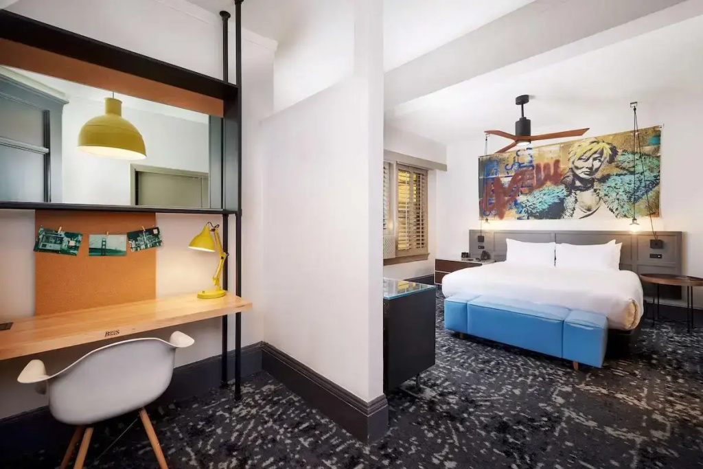 The Barnes San Francisco, Tapestry Collection by Hilton - Chambres