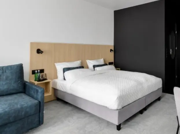 Deluxe Twin Apartment (twin beds)